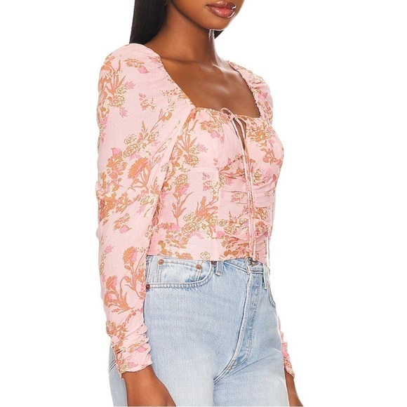 Free People Hilary Floral Printed Smocked Crop Top Pink Combo Size Medium NWT - Picture 4 of 6
